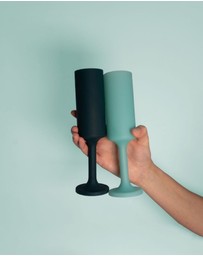 porter green - seff | silicone unbreakable champagne flutes