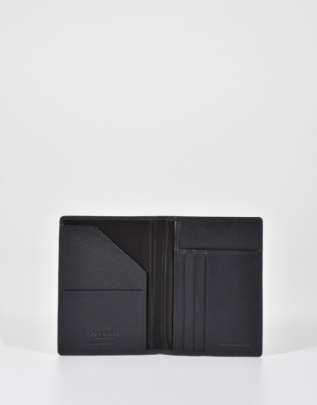 Cobb & Co - Lyon Leather RFID Passport Card Holder