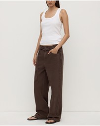 Assembly Label - Loose Fit Jeans