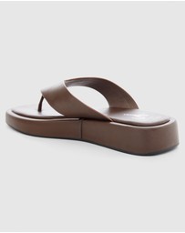 SPURR - Danica - ONLINE EXCLUSIVE