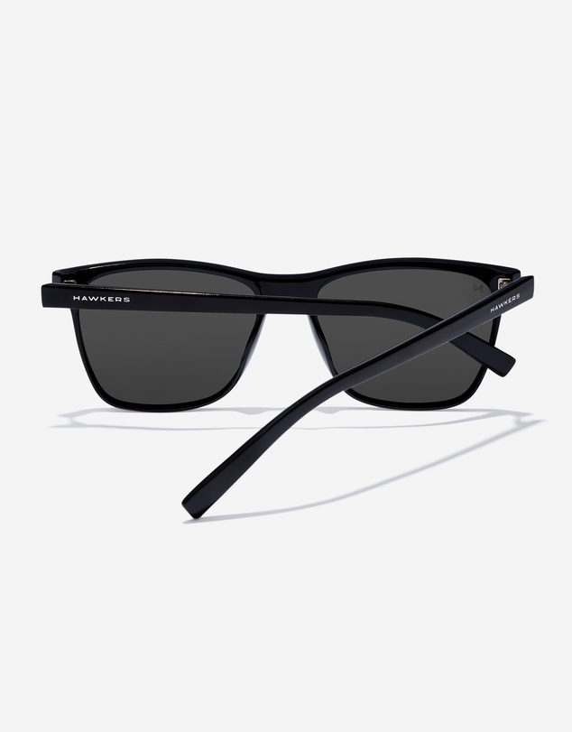 Hawkers Co - Hawkers - Wave - polarized black dark  Sunglasses for Men and Women Polarized