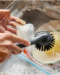 Joseph Joseph - SinkTech™ Dish Brush with Stainless Steel Storage Stand