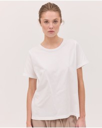 Cloth & Co. - The Classic Tee