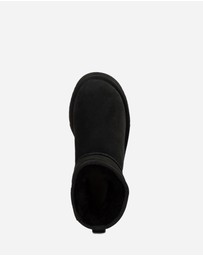 Ozwear Connection Uggs - Ugg Classic Platform Mini Boots (Water Resistant)