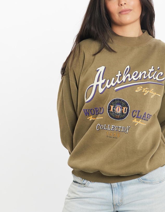Vintage by The Real Deal - Pre Loved - Vintage 1990 Authentic Collection Sweatshirt