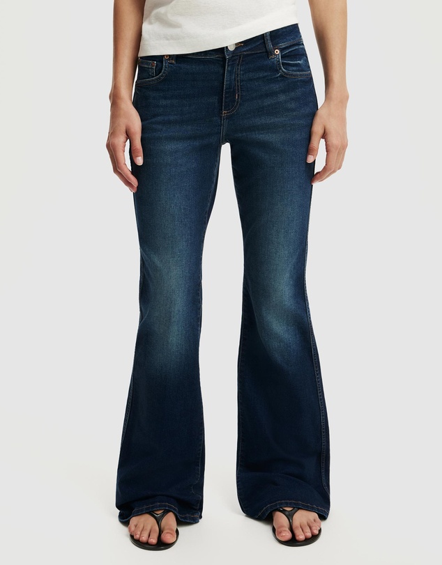 Cotton On - Mid Rise Bootcut Jean