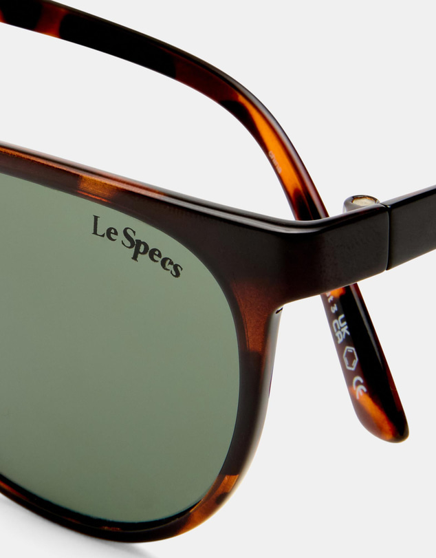 Le Specs - Invincible