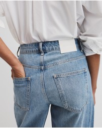 Country Road - High Rise Barrel Jean