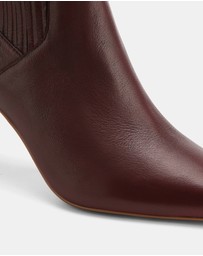 Wittner - Natalie Pebbled Leather Ankle Boots