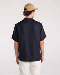 Calibre - Toucan Embroidery Short Sleeve Shirt Navy
