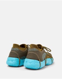 Camper - Trainers Roku