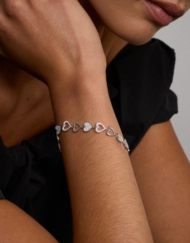 Michael Hill - Cubic Zirconia open and closed Heart Bracelet in Sterling Silver
