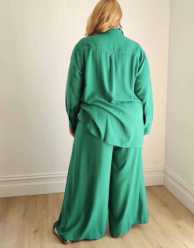 Hope & Harvest - Ludo Shirt Kelly Green