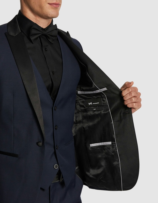 yd. - Casino Slim Tuxedo