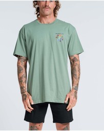 Vacancy Co - Peace & Leisure Tee