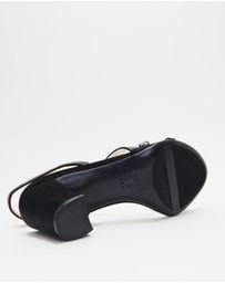 Naturalizer - Vanessa 2 Dress Sandal - Black