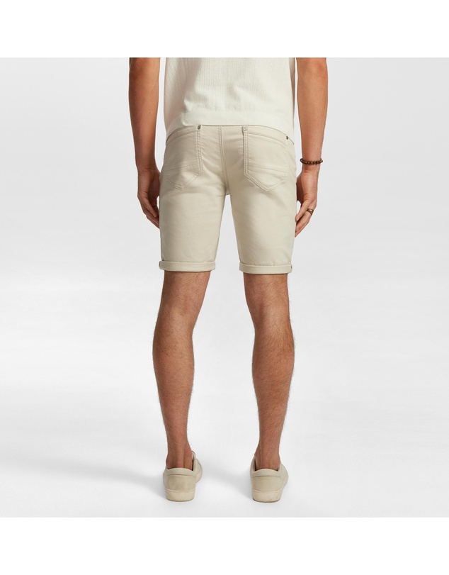 yd. - Herston Chino Short