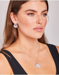 Zoe Olivia - Waterproof Drift Medallion Necklace