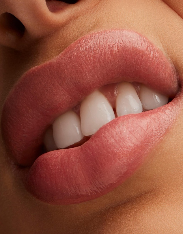 MAC - Lustreglass Lipstick - Thanks, it's M.A.C!