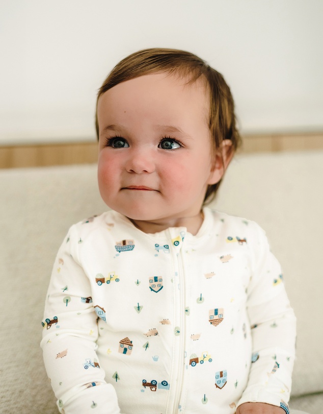 Kynd Baby - Day Or Night Onesie in Pasture