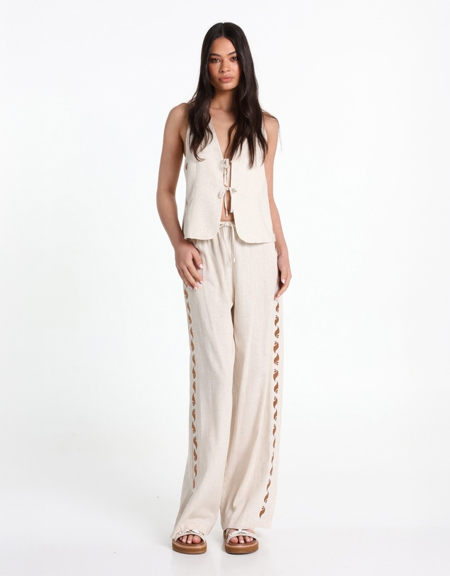 Lost in Lunar  - Calista Vest