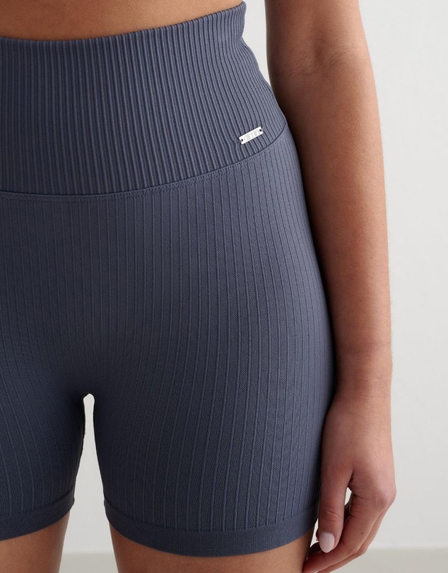 Aim'n - Ribbed Seamless Midi Biker Shorts