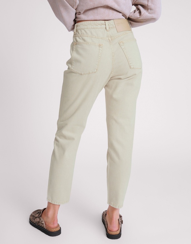 ONE TEASPOON - Antique White Embellished Legends Mom Jeans
