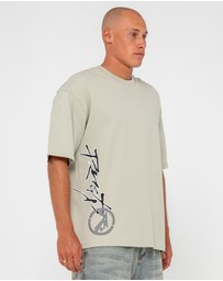 Rusty - Spraya Graphic Tee