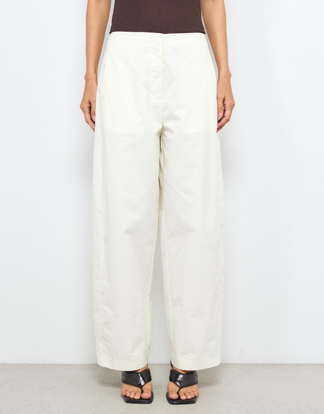 AERE - Organic Cotton Barrel Leg Trousers