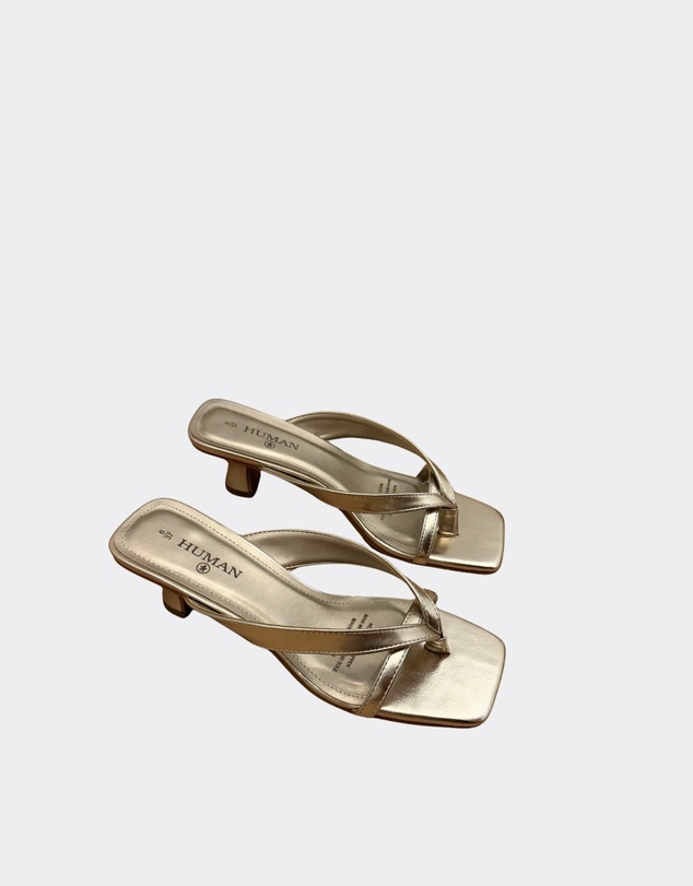 Human - Foxx Kitten Sandals - Women's