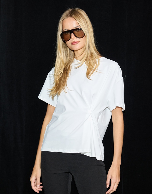 Dazie - Bronte Snap T-Shirt
