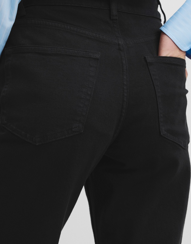 Country Road - High Rise Straight Jean