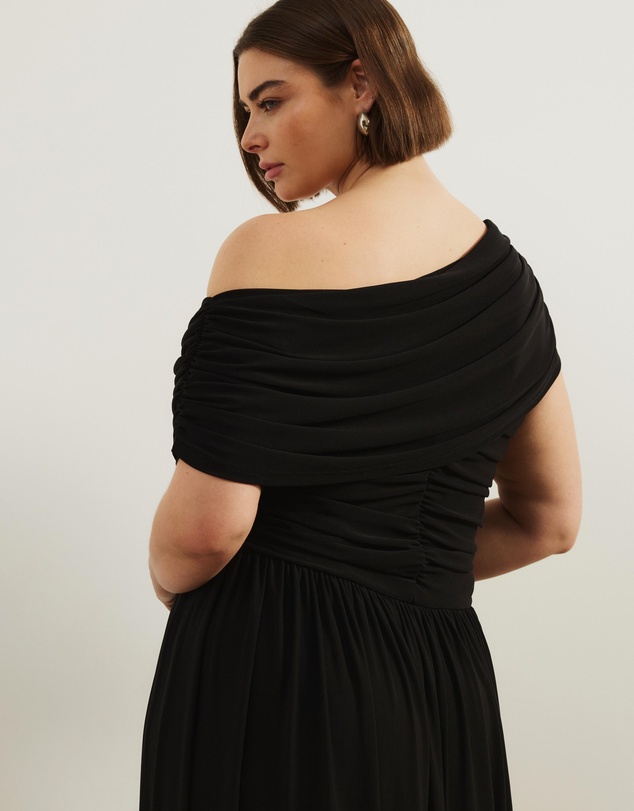 Atmos&Here Curvy - Winnie Off Shoulder Mesh Maxi Dress