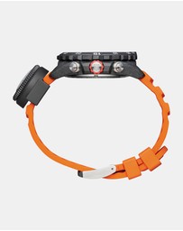 Luminox - Bear Grylls Survival Watch