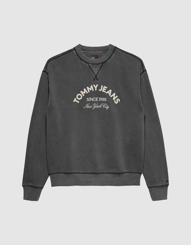 Tommy Jeans - Relaxed Garment Dyed Applique Crew