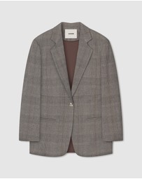 Aeron - Mercedes Blazer