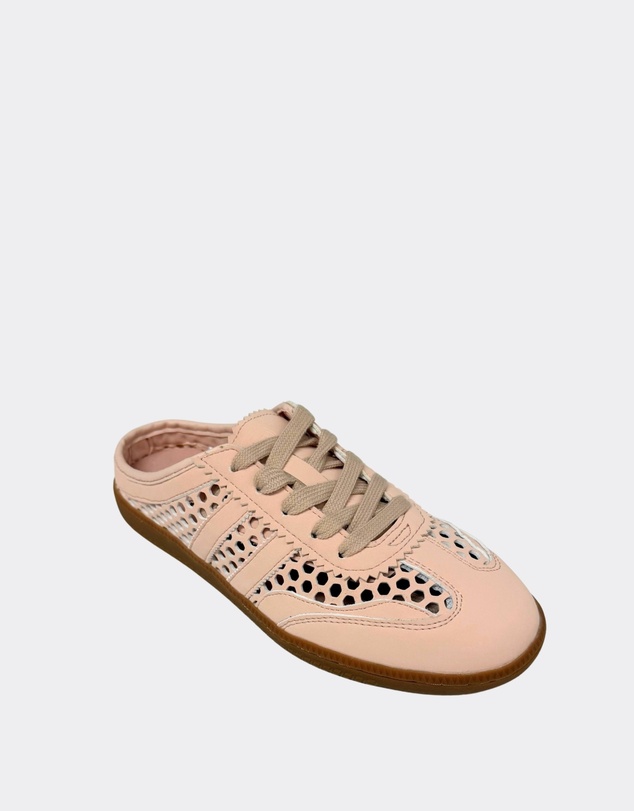 Human - Becca Sneakers - Women's