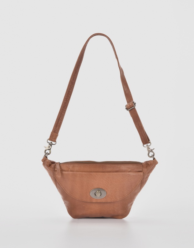 Cobb & Co - Dickson Leather Crossbody Bag