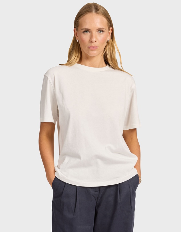 Academy Brand - Jimmy Boyfriend Tee