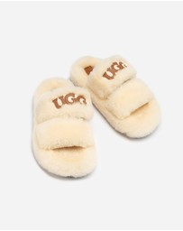 Ozwear Connection Uggs - Ugg Signature Shearling Slippers