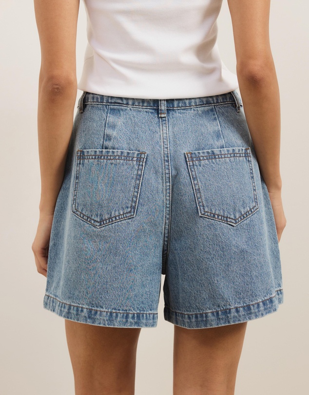 Atmos&Here - Devon Pleated Denim Shorts