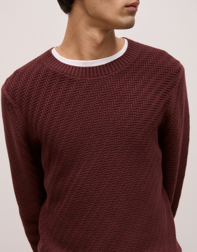 Trenery - Cotton Blend Textured Crew in Red Mahogany