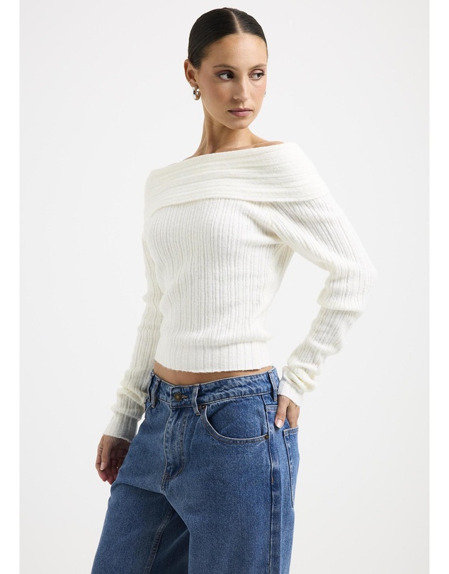 Alice In The Eve - Claudia Off Shoulder Rib Knit Top