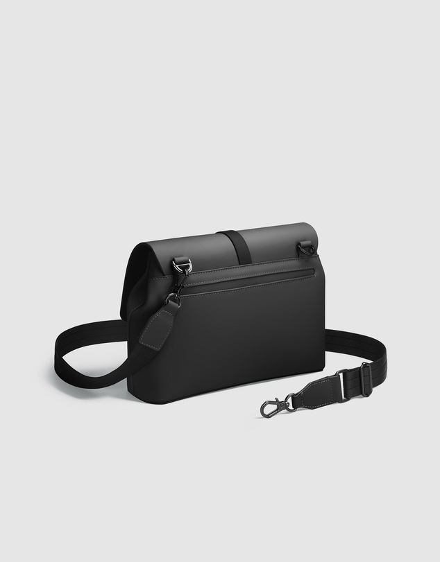 Gaston Luga - Splash - Medium Waterproof Crossbody Shoulder Carry Bag