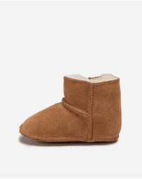 Ozwear Connection Uggs - Ugg Logo Baby Boot