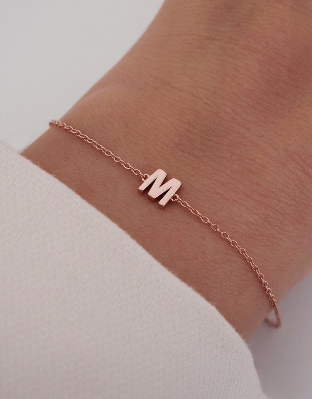 The Silver Collective - Petite A-Z Letter Bracelet Rose Gold- M