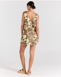 Poolside Paradiso - Beachcomber 100% Linen U Shift Dress - Banana