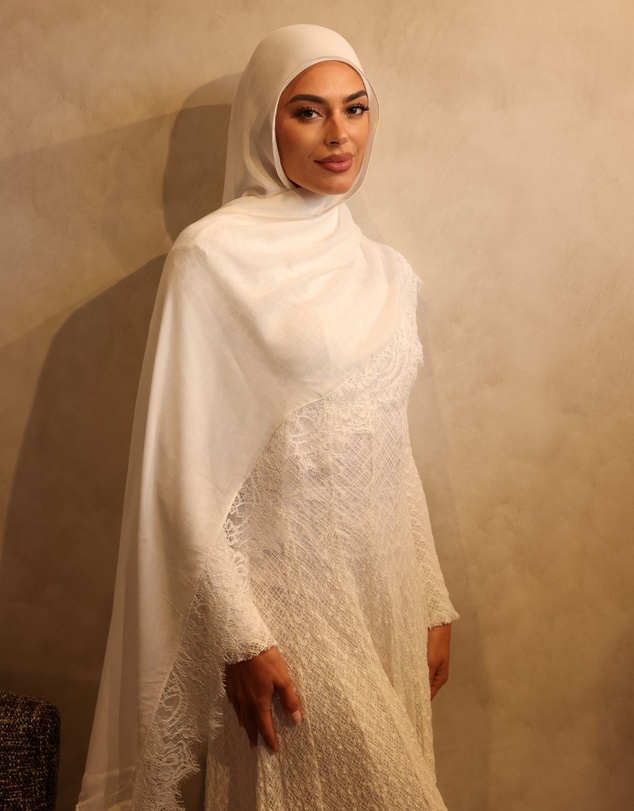 Mod Squad - Lace trim modal hijab - Vanilla
