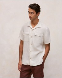 Trenery - Linen Pocket Detail Short Sleeve Shirt in Flax