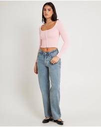 Alice In The Eve - Quinn Hook & Eye Long Sleeve Knit Top
